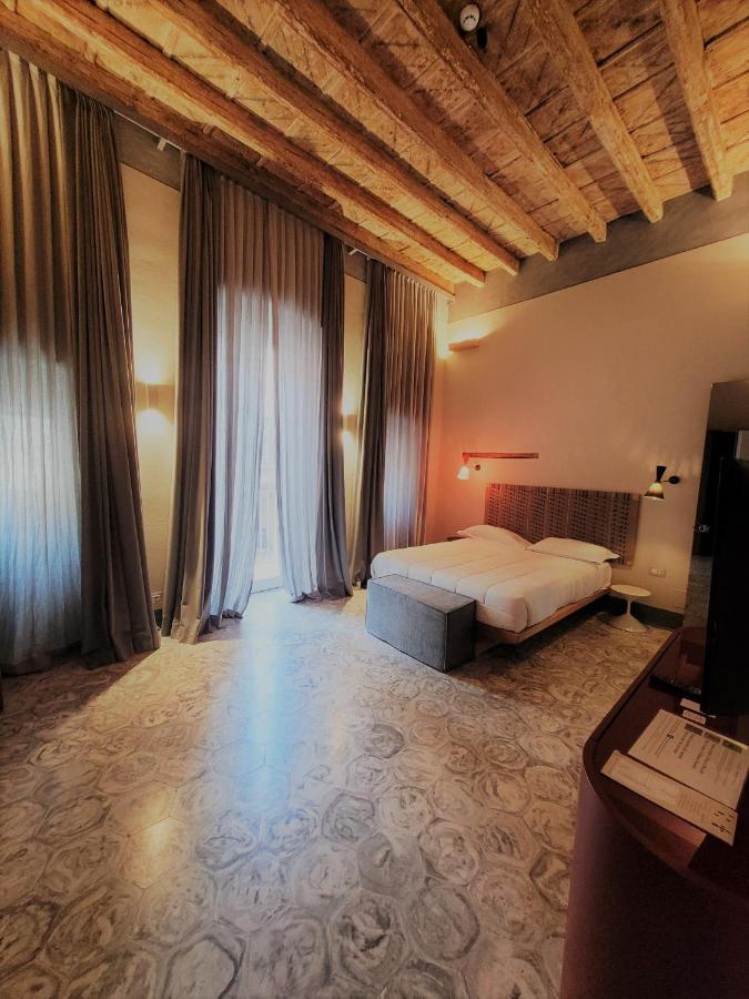 Aparthotel Palazzo Calò Bari Esterno foto