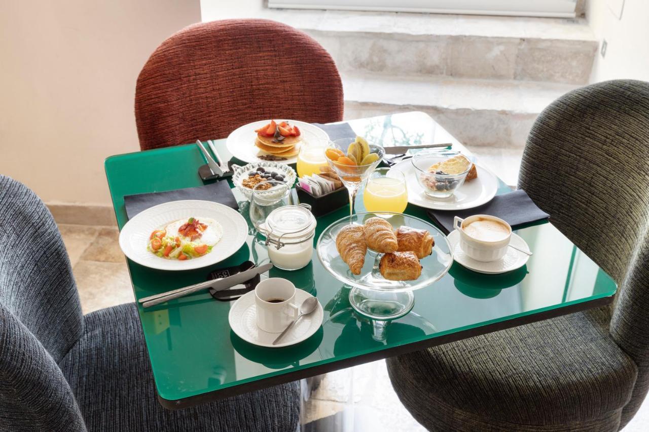 Aparthotel Palazzo Calò Bari Esterno foto