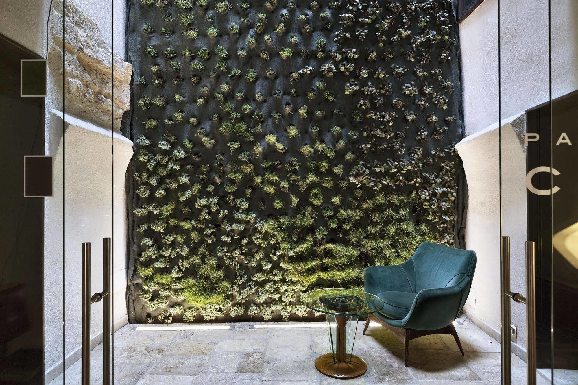Aparthotel Palazzo Calò Bari Esterno foto