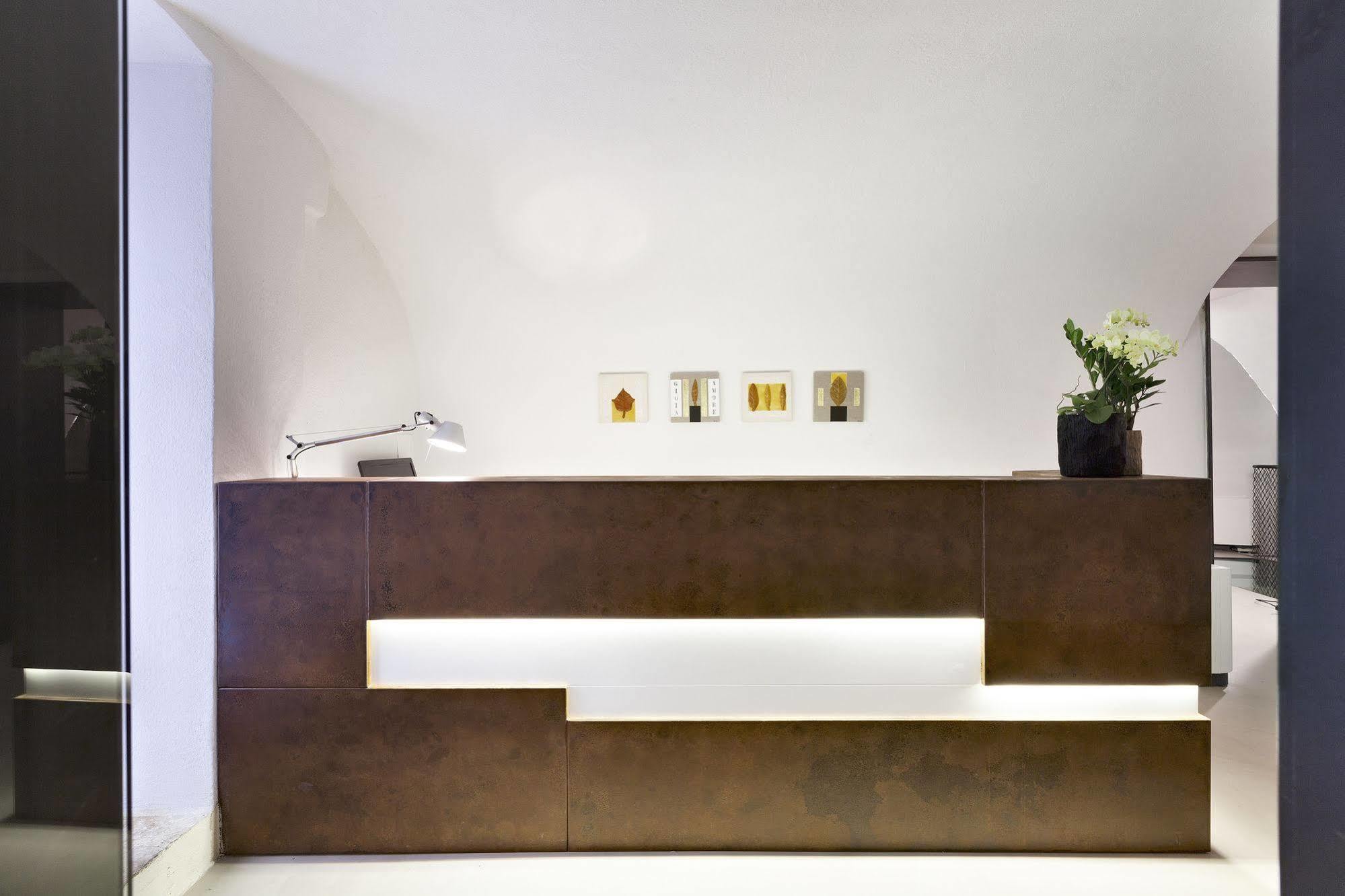 Aparthotel Palazzo Calò Bari Esterno foto